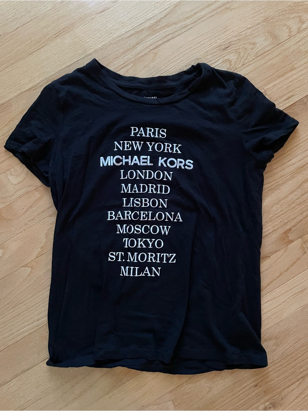 NWOT Michael Kors Black Tee with White City-List Logo size M